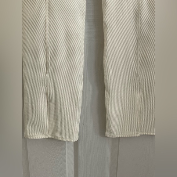 Beach Riot Alani Split Hem Flare Pants in Snow Cloud Waffle Knit NWT Medium - Picture 12 of 15